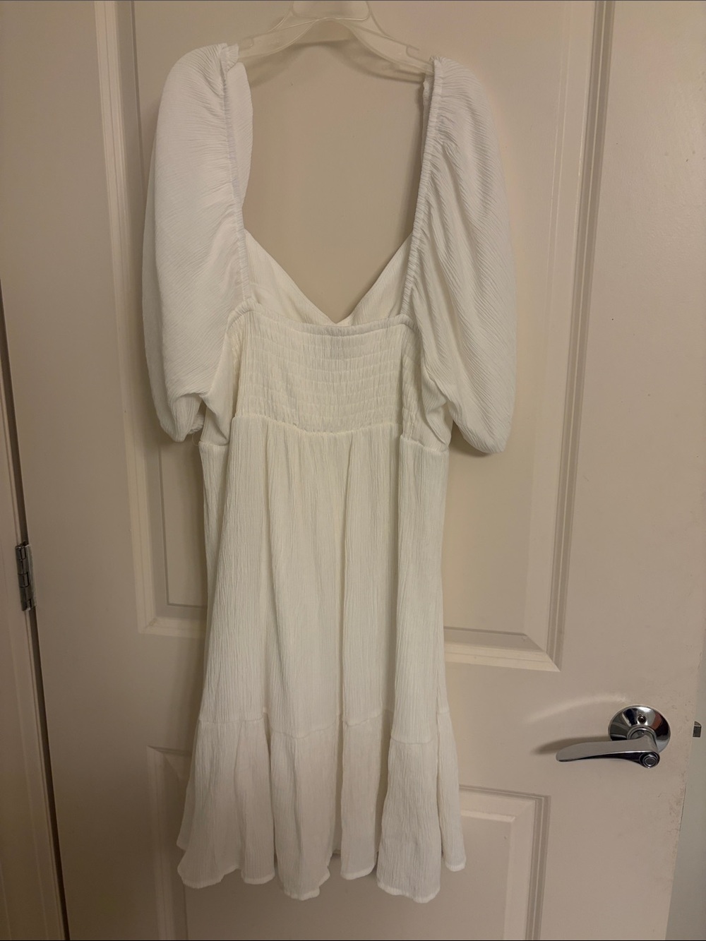 Women’s White Puff-Sleeve Midi Dress